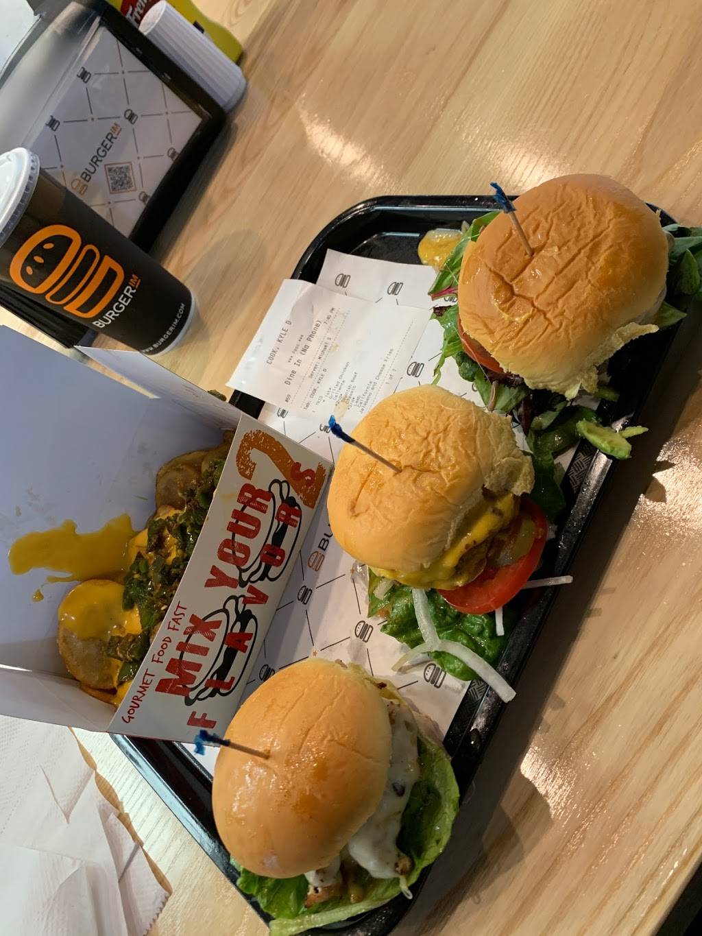 Burgerim Gourmet Burgers | restaurant | 319 E Big Beaver Rd, Troy, MI 48083, USA | 2488175404 OR +1 248-817-5404