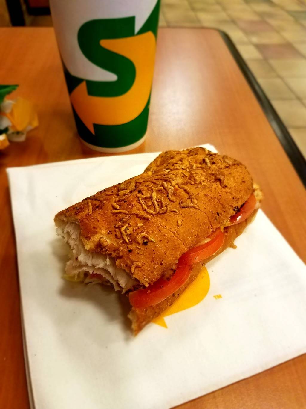 Subway Restaurants | restaurant | Northgate Shopping Center, 9300 N Lamar Blvd Suite B, Austin, TX 78753, USA | 5128362322 OR +1 512-836-2322