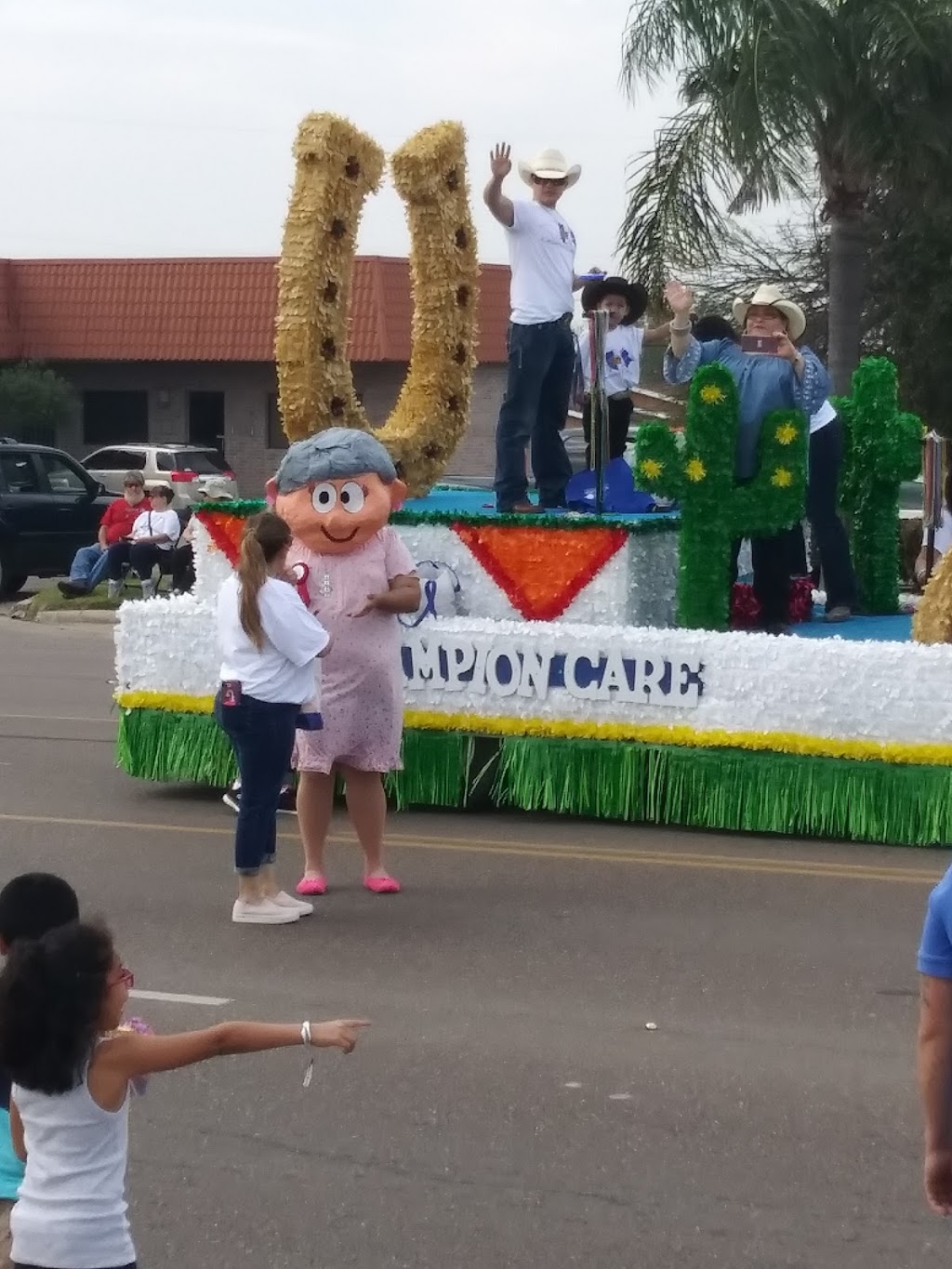 Rauls Bbq | restaurant | 1220 Lafayette St, Laredo, TX 78041, USA | 9567231712 OR +1 956-723-1712