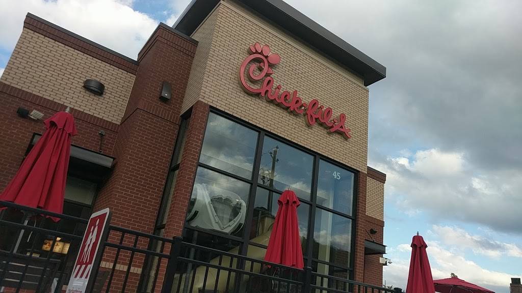 Chick-fil-A | restaurant | 45 Barber Blvd, Waynesville, NC 28786, USA | 8284527838 OR +1 828-452-7838