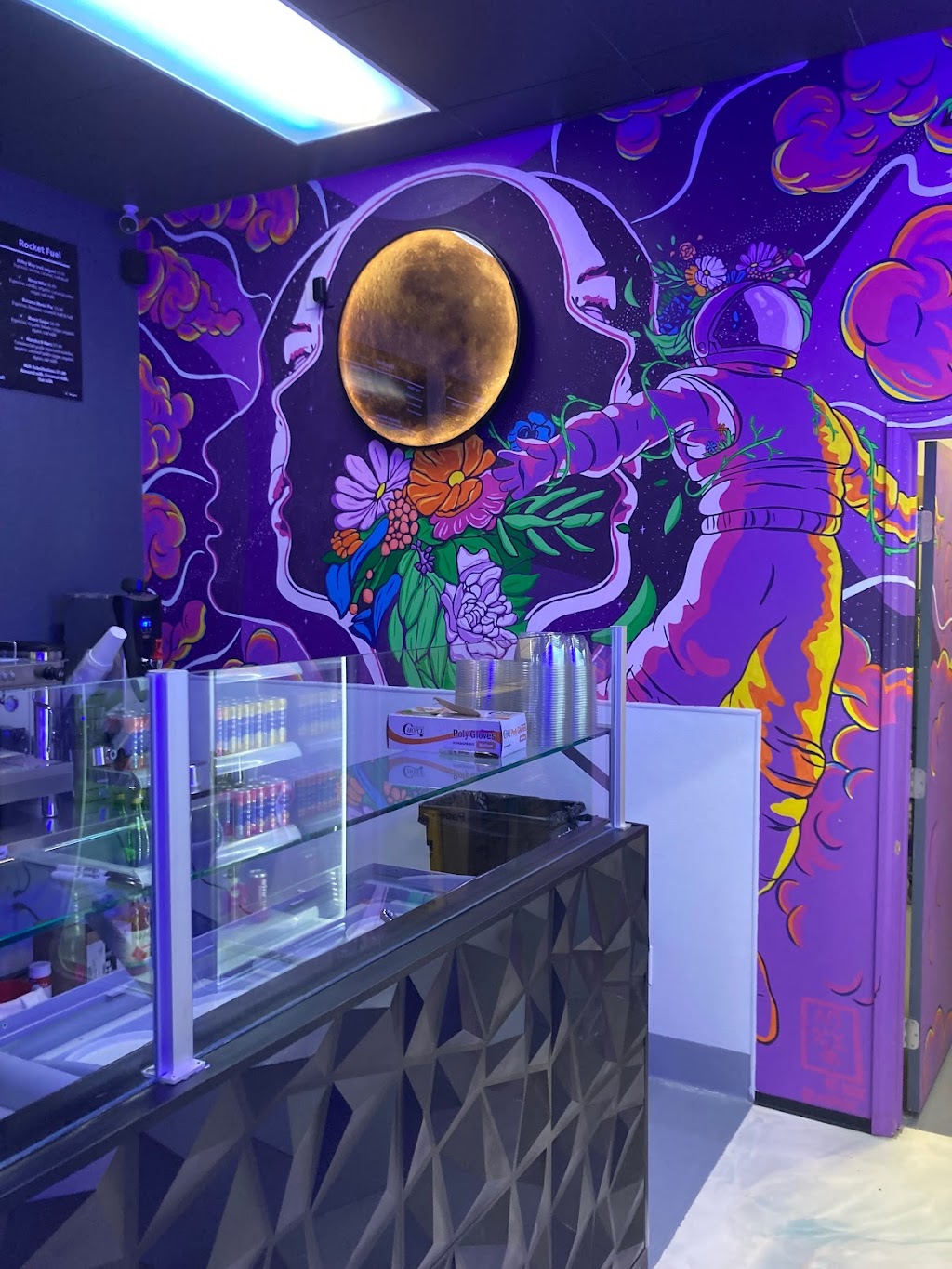 Soulistic Av | restaurant | 703 W Lancaster Blvd, Lancaster, CA 93534, USA | 6617264600 OR +1 661-726-4600