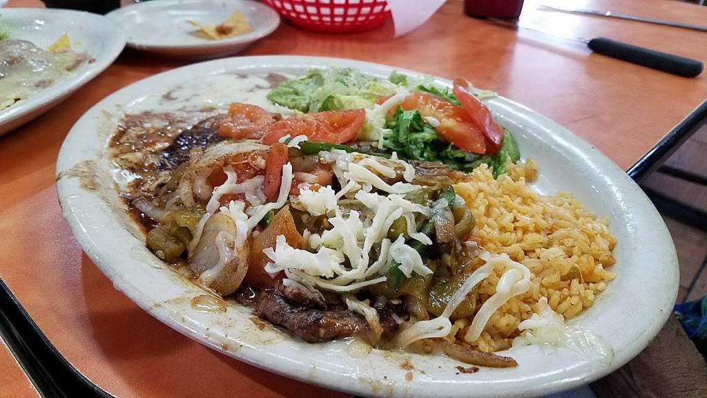 El Sarape Del Valle | restaurant | 8100 Dyer St, El Paso, TX 79904, USA | 9157519223 OR +1 915-751-9223