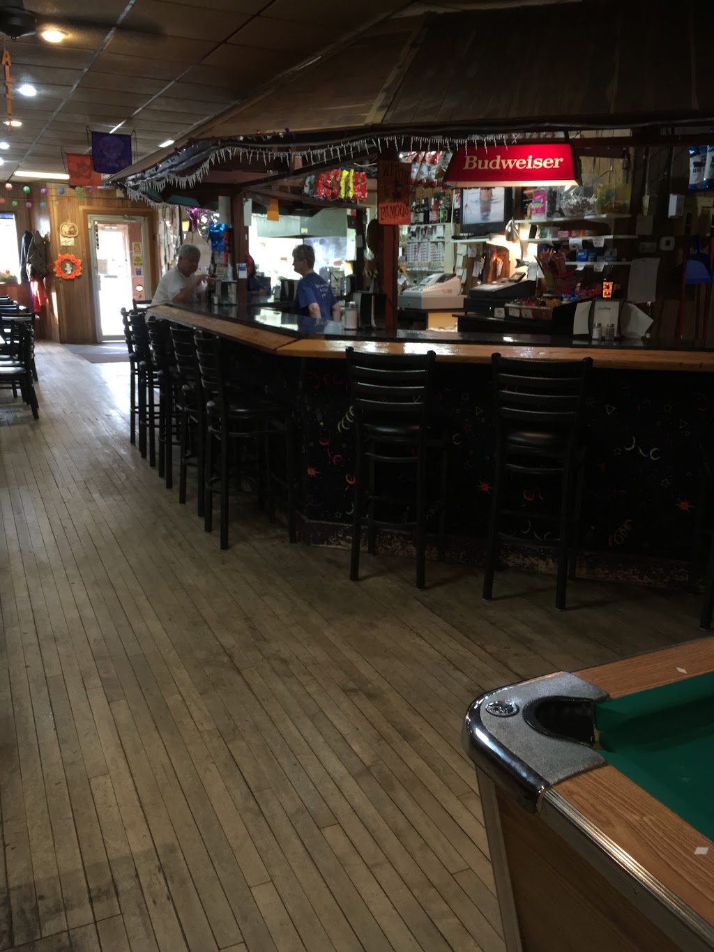 Alibi | restaurant | 219 1st Ave, Gary, SD 57237, USA | 6052725630 OR +1 605-272-5630