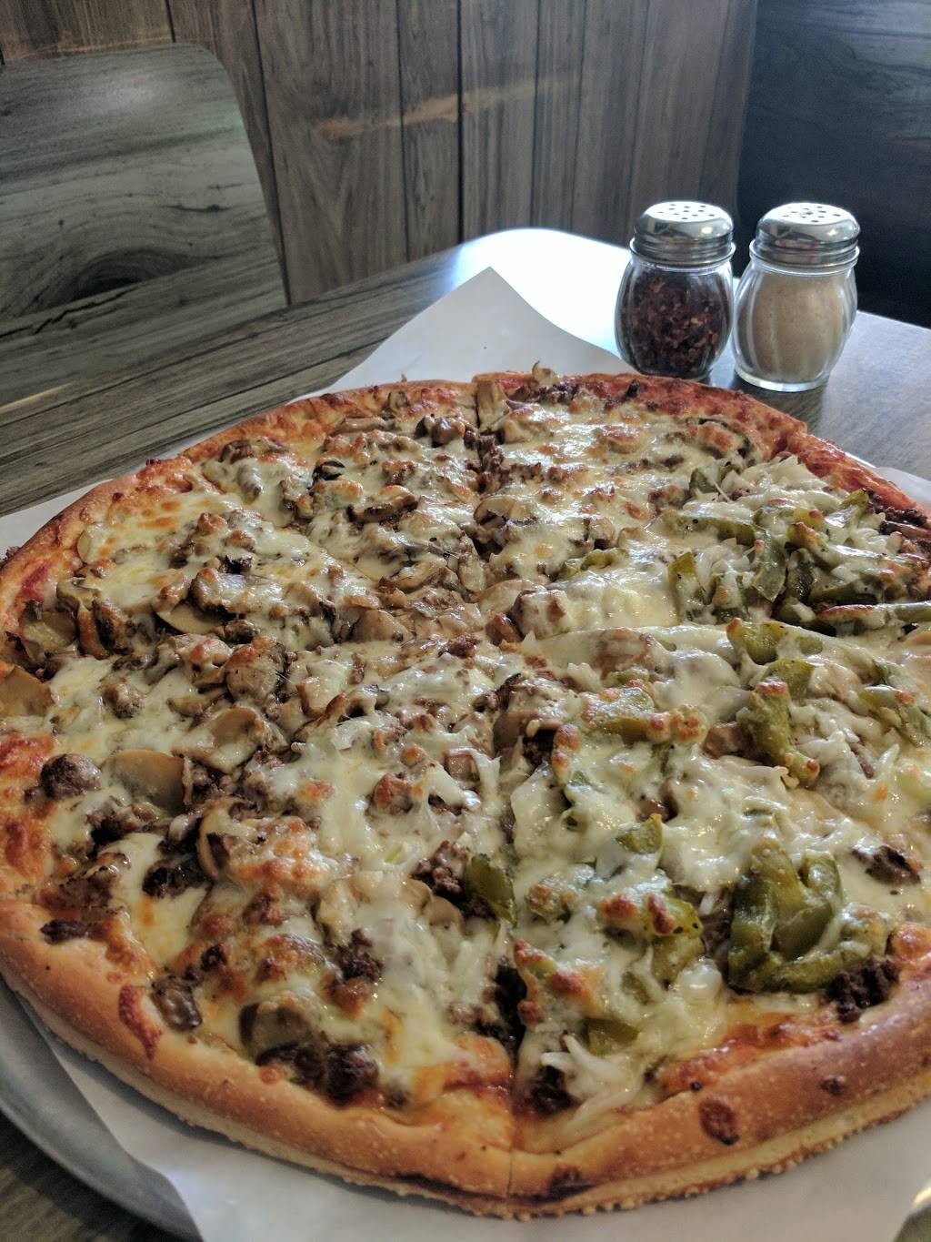 Merrimack House of Pizza | restaurant | 563 Daniel Webster Hwy # 3, Merrimack, NH 03054, USA | 6034243003 OR +1 603-424-3003