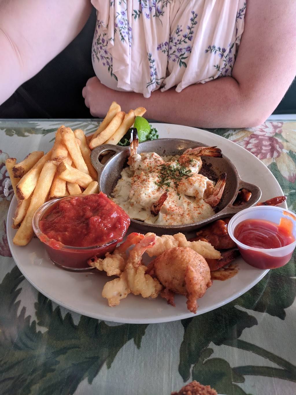 Salt Water Cowboys | restaurant | 299 Dondanville Rd, St. Augustine, FL 32080, USA | 9044712332 OR +1 904-471-2332