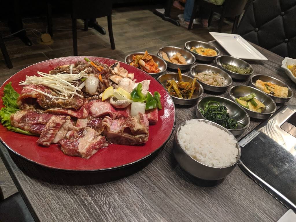 Sushi & Sake | restaurant | 4214 Central Ave SE, Albuquerque, NM 87108, USA | 5057978000 OR +1 505-797-8000