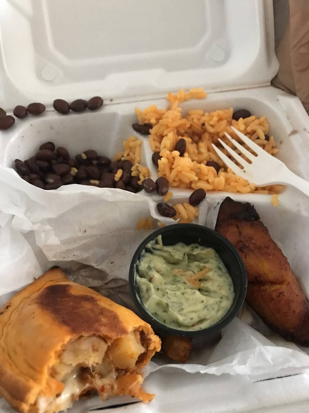 Dada Empanada | restaurant | 1724 Northwest Blvd, Columbus, OH 43212, USA | 6149148400 OR +1 614-914-8400