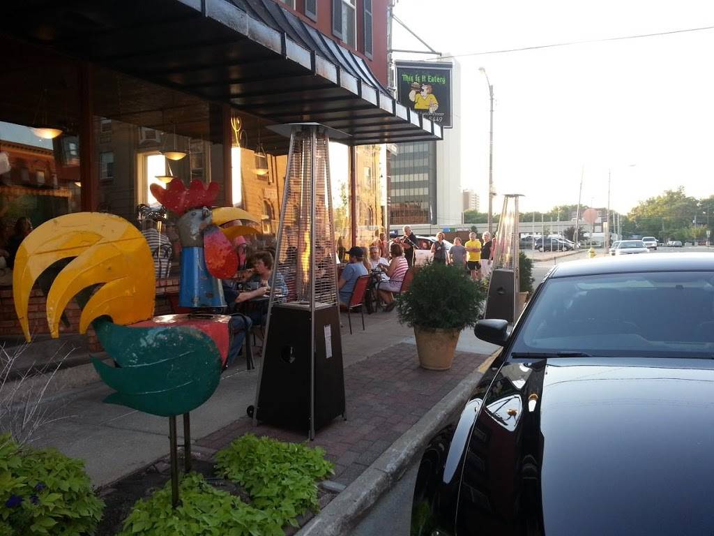 This Is It Eatery | restaurant | 16 N Chicago Ave, Freeport, IL 61032, USA | 8156165449 OR +1 815-616-5449