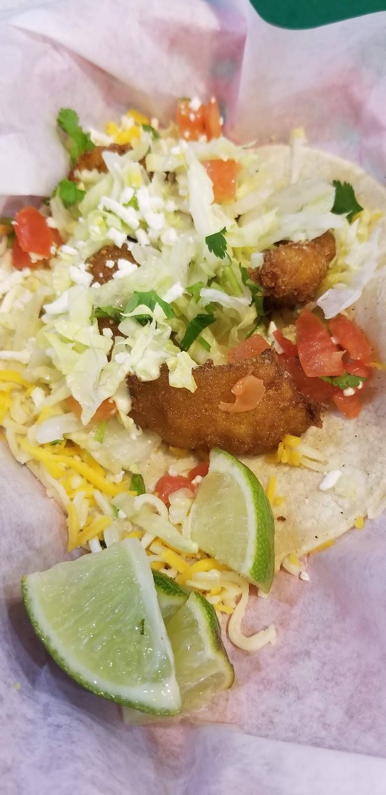 Fuzzys Taco Shop | restaurant | 791 N Hwy 77, Waxahachie, TX 75165, USA | 9729379400 OR +1 972-937-9400