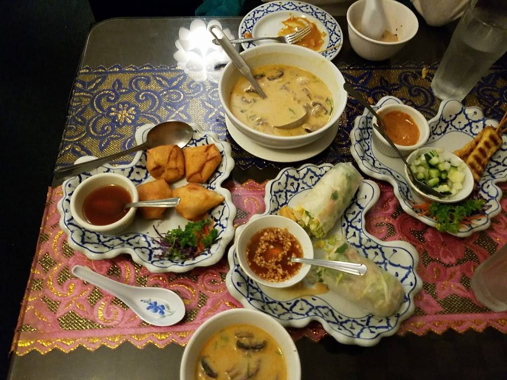 Dok Koon Thai Cuisine | restaurant | 3414 NE 52nd St, Vancouver, WA 98661, USA | 3607370936 OR +1 360-737-0936