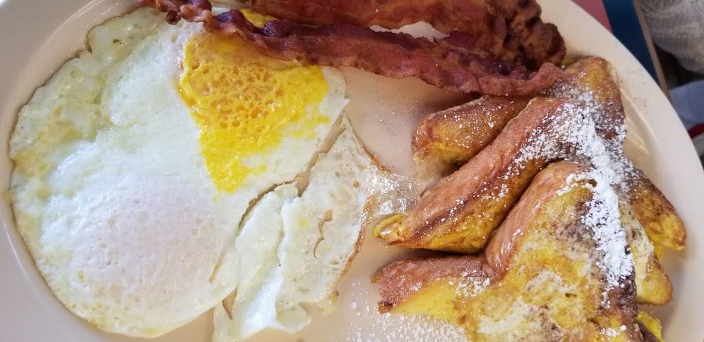 Burgertown USA | restaurant | 222 E Redlands Blvd, Redlands, CA 92373, USA | 9093359902 OR +1 909-335-9902