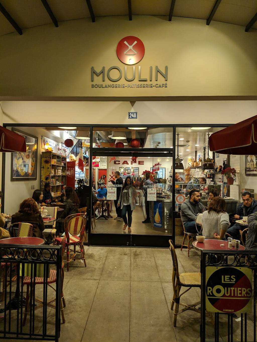 MOULIN | bakery | 248 Forest Ave, Laguna Beach, CA 92651, USA | 9497156990 OR +1 949-715-6990