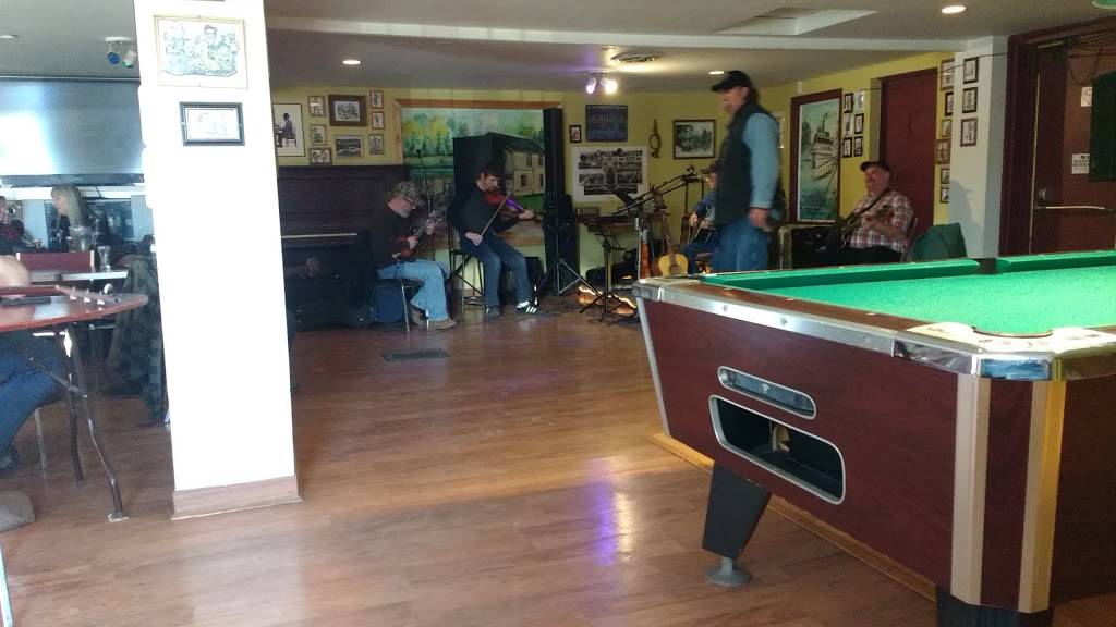 Royal Tavern | restaurant | 119 King St E, Chatham, ON N7M 3N1, Canada | 5193525210 OR +1 519-352-5210