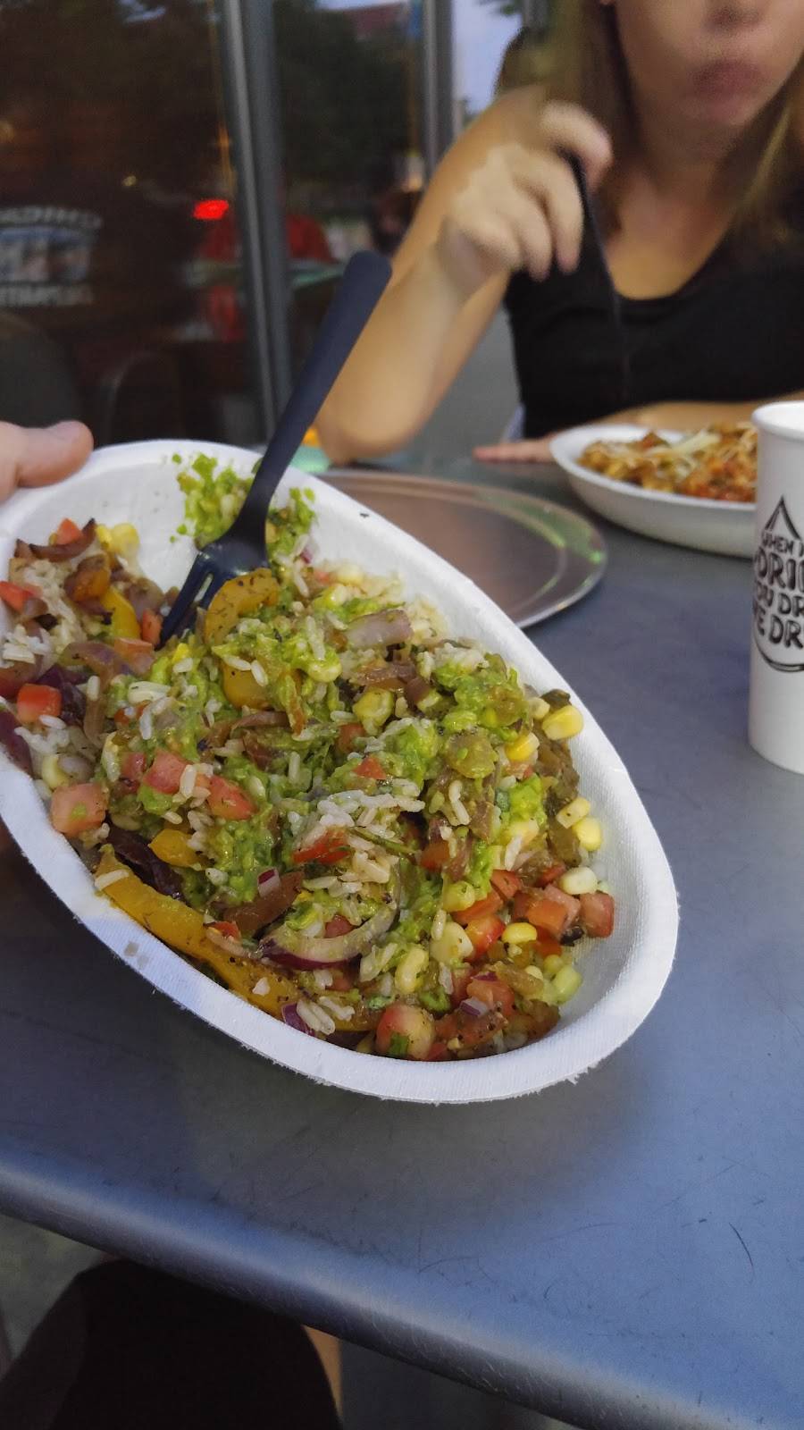 Chipotle Mexican Grill | restaurant | 119 S Northwest Hwy, Park Ridge, IL 60068, USA | 2245855028 OR +1 224-585-5028