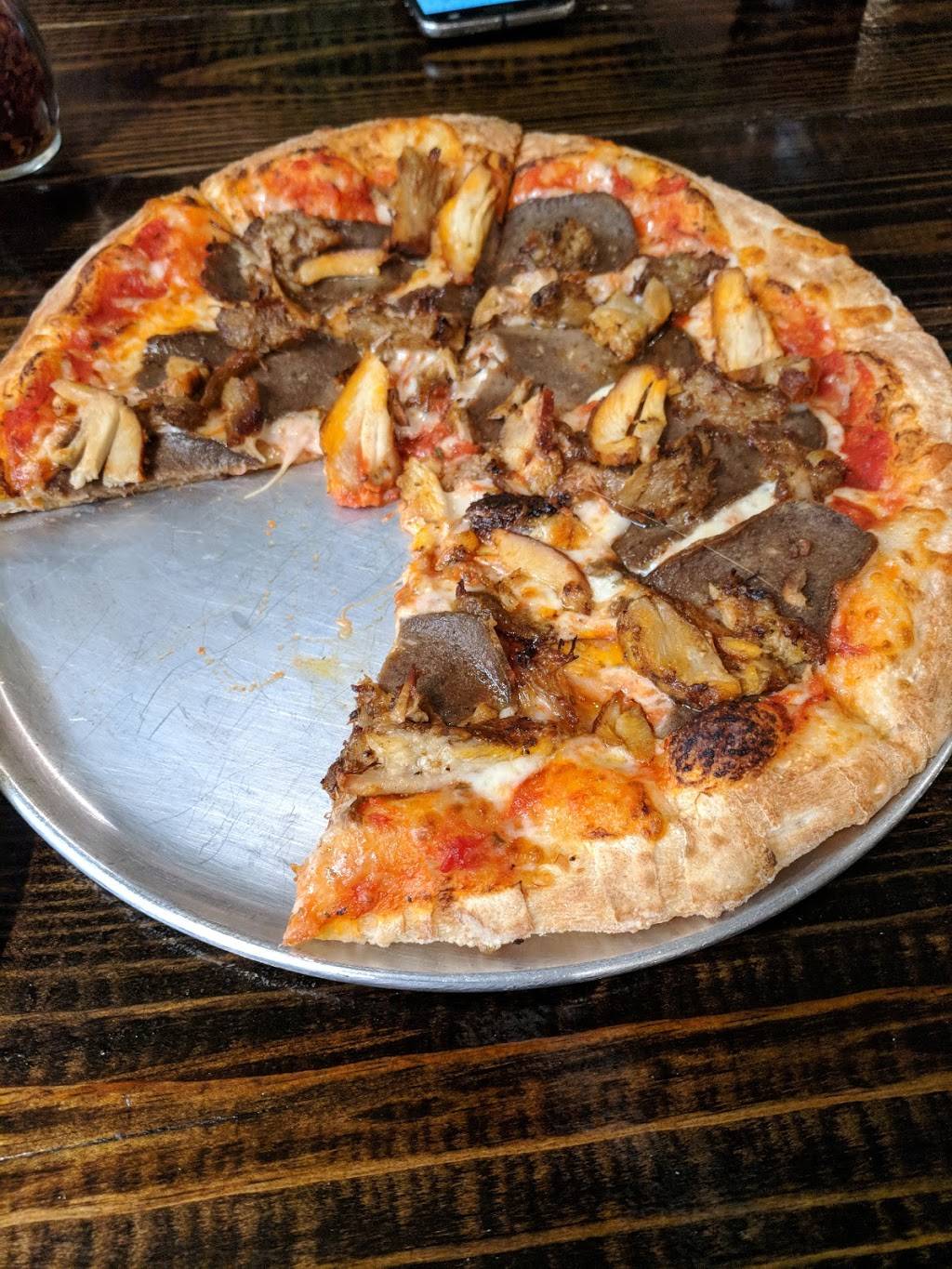 South Coast Pizza | restaurant | 1103 Sevier Ave, Knoxville, TN 37920, USA | 8652005818 OR +1 865-200-5818