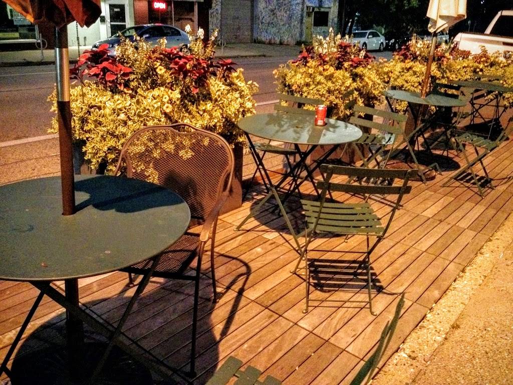 Smoke in the Pit | restaurant | 3733 Chicago Ave, Minneapolis, MN 55407, USA | 6123153145 OR +1 612-315-3145