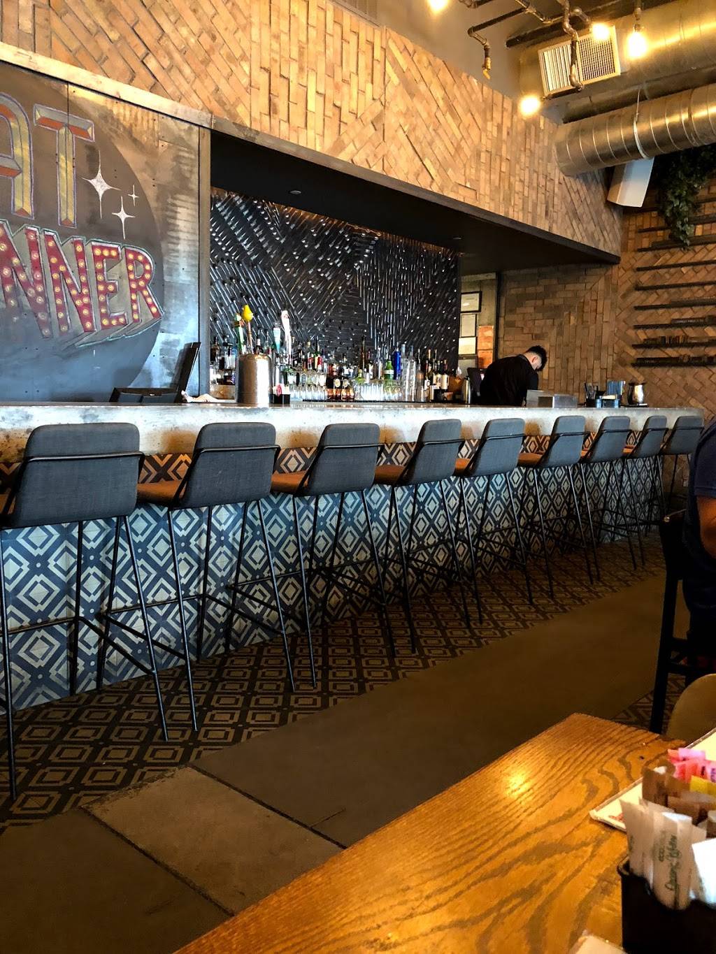 Crave Kitchen & Bar | restaurant | 8889 Gateway Blvd W #2840, El Paso, TX 79925, USA | 9155999866 OR +1 915-599-9866