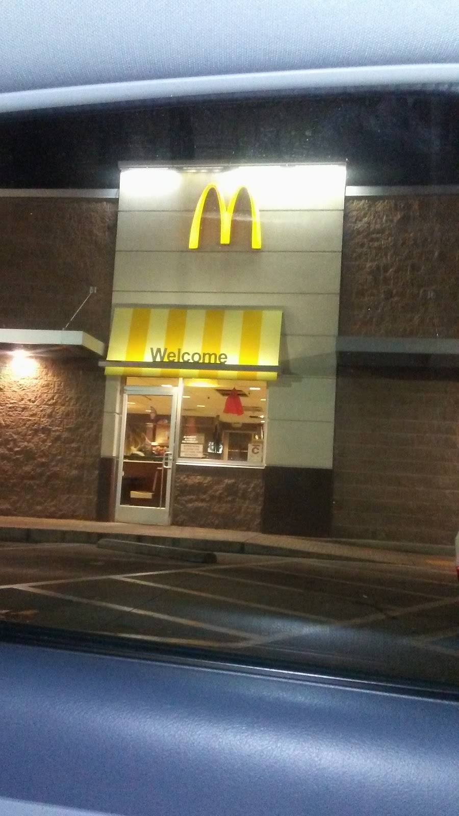 McDonalds | cafe | 2720 W Broadway, Louisville, KY 40211, USA | 5027787110 OR +1 502-778-7110