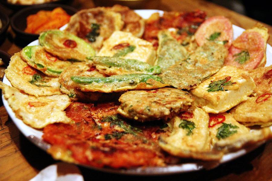 Macheko | restaurant | 2283 Ellsworth Rd, Ypsilanti, MI 48197, USA | 7344348989 OR +1 734-434-8989