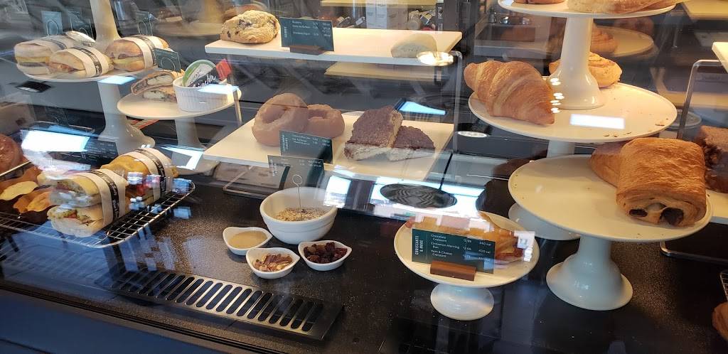 Starbucks | cafe | 2003 W Monroe St, Springfield, IL 62704, USA | 2177932193 OR +1 217-793-2193