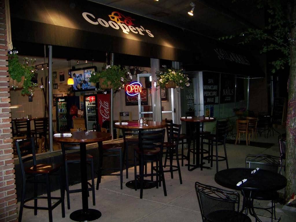 Coopers Pizza | restaurant | 117 S Hough St, Barrington, IL 60010, USA | 8478421100 OR +1 847-842-1100