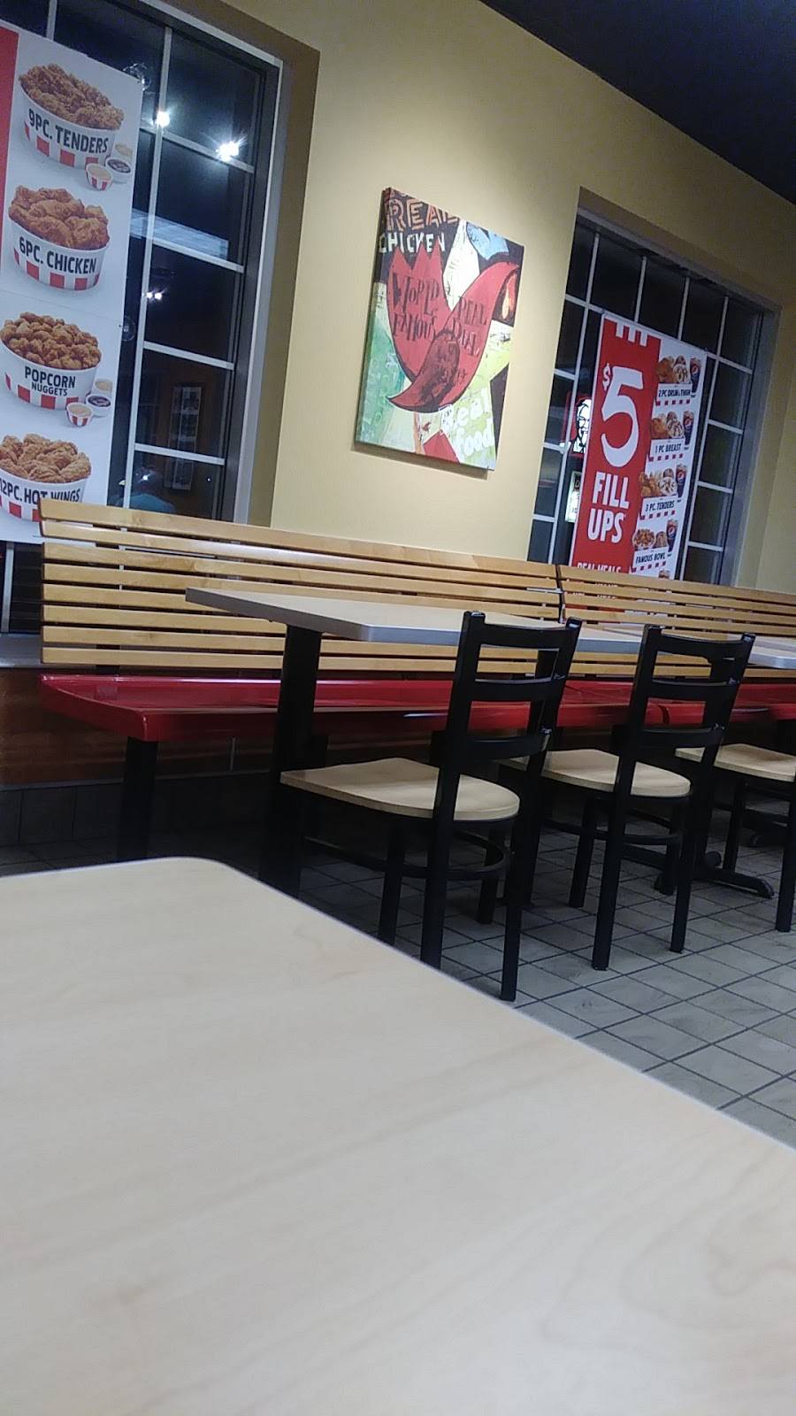 KFC | restaurant | 3445 Elm Rd NE, Warren, OH 44483, USA | 3303723833 OR +1 330-372-3833