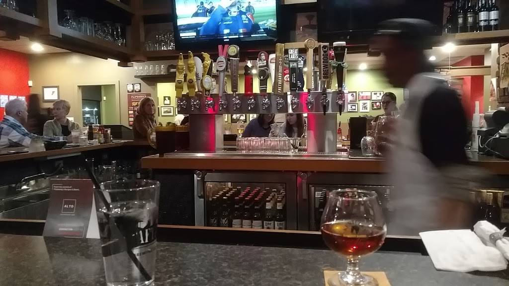 Flipdaddys Brilliant Burgers & Craft Beer Bar | restaurant | 7453 Wooster Pike, Cincinnati, OH 45227, USA | 5132722337 OR +1 513-272-2337