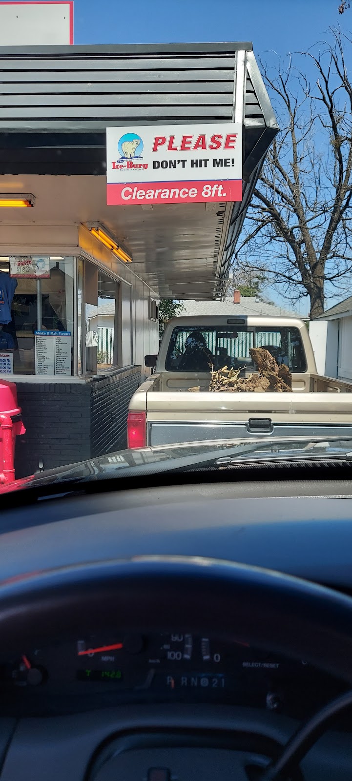Ice-Burg Drive-In | meal takeaway | 616 W Birch St, Walla Walla, WA 99362, USA | 5095291793 OR +1 509-529-1793