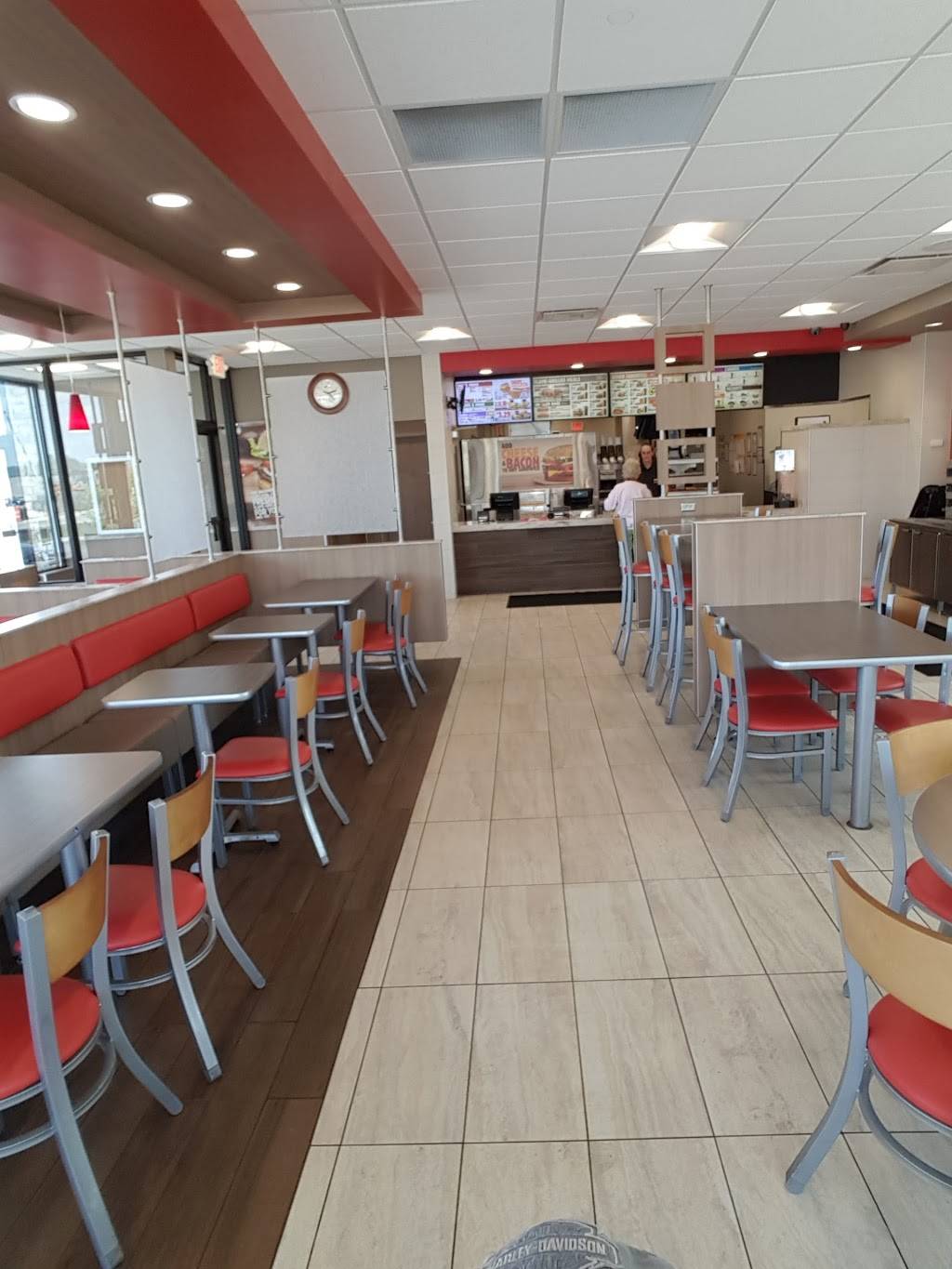 Burger King | restaurant | 1540 S Holmen Dr, Holmen, WI 54636, USA | 6085262510 OR +1 608-526-2510
