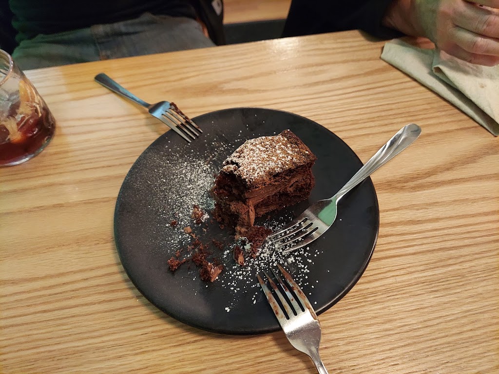 Little Italy | restaurant | 523 2nd St, Hudson, WI 54016, USA | 7158088576 OR +1 715-808-8576