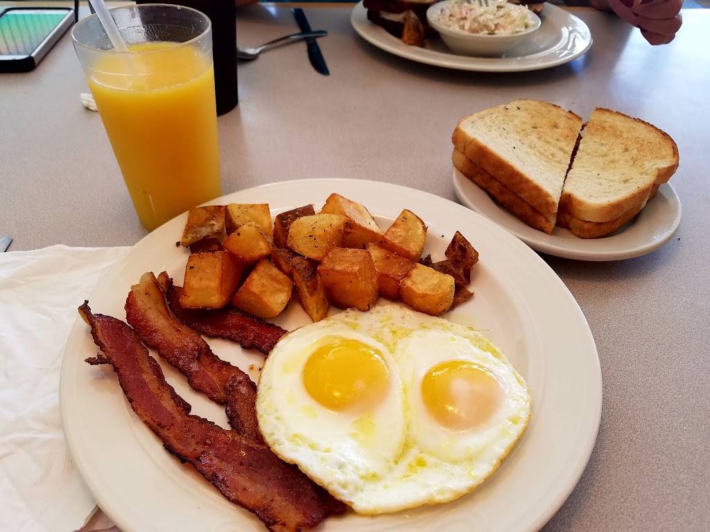 Longbeach Cafe | cafe | 6836 Gulf of Mexico Dr, Longboat Key, FL 34228, USA | 9413837900 OR +1 941-383-7900