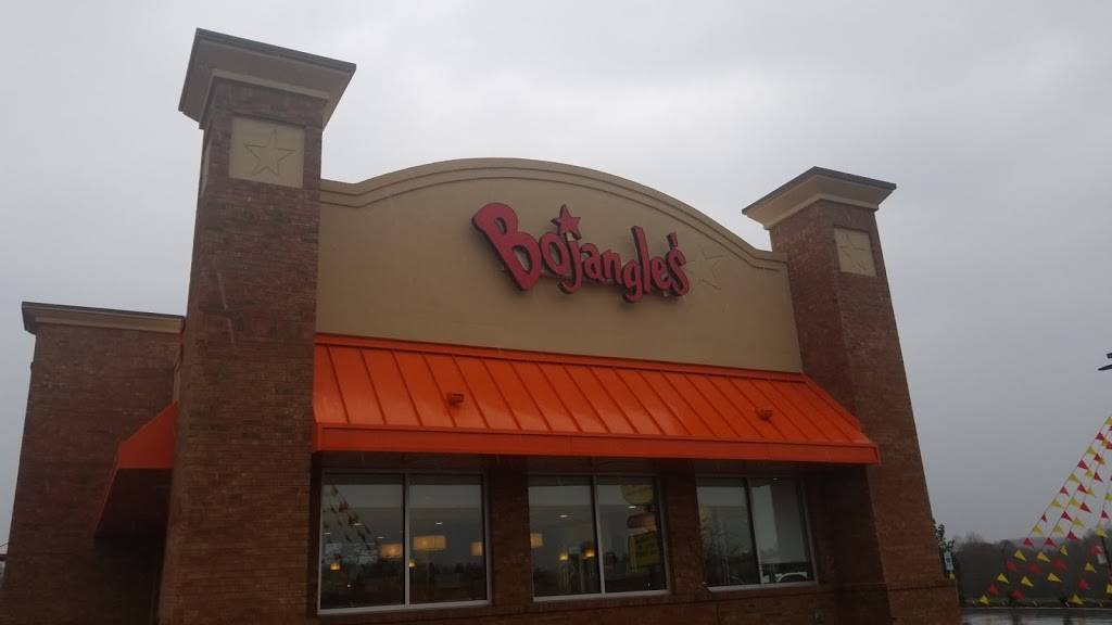 Bojangles Famous Chicken n Biscuits | restaurant | 7239 Moorefield Memorial Hwy, Liberty, SC 29657, USA | 8643726669 OR +1 864-372-6669