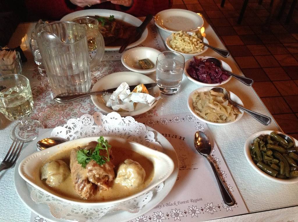 Edelweiss Restaurant | restaurant | 19 Edelweuiss Lane, Staunton, VA 24401, USA | 5403371203 OR +1 540-337-1203