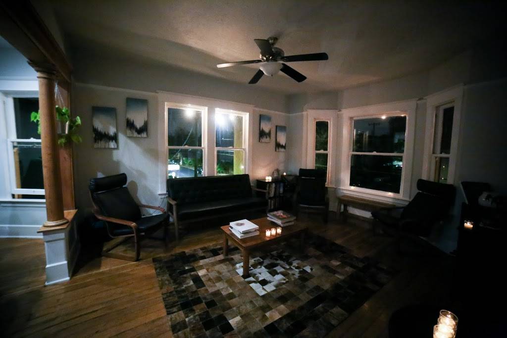 Willow Restaurant | restaurant | 2005 SE 11th Ave, Portland, OR 97214, USA | 9719787641 OR +1 971-978-7641