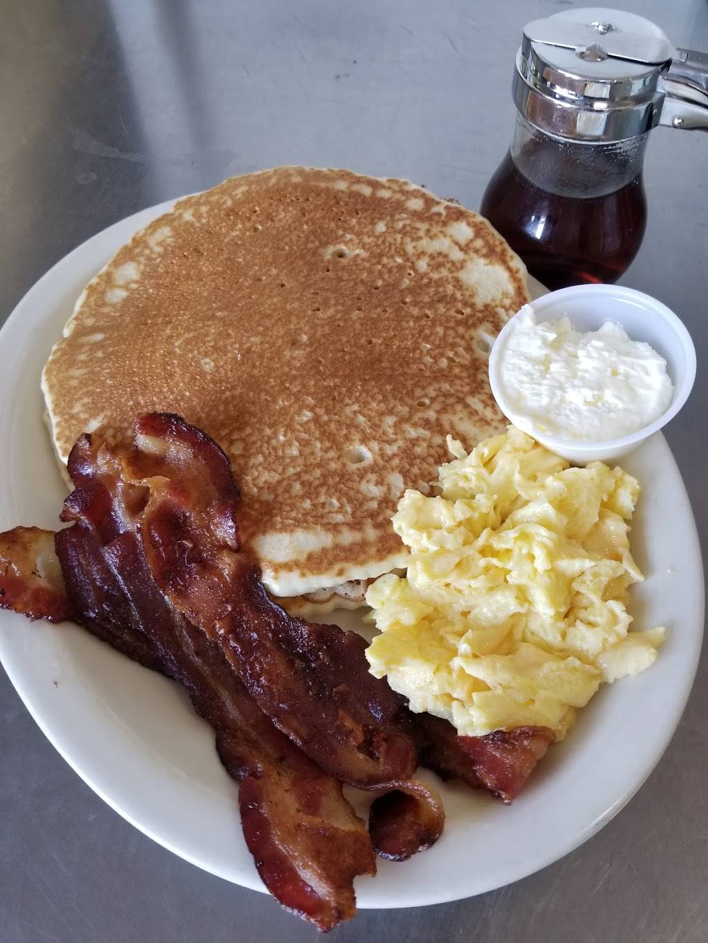 51st Avenue Cafe | restaurant | 5511 N 51st Ave, Glendale, AZ 85301, USA | 6239377066 OR +1 623-937-7066