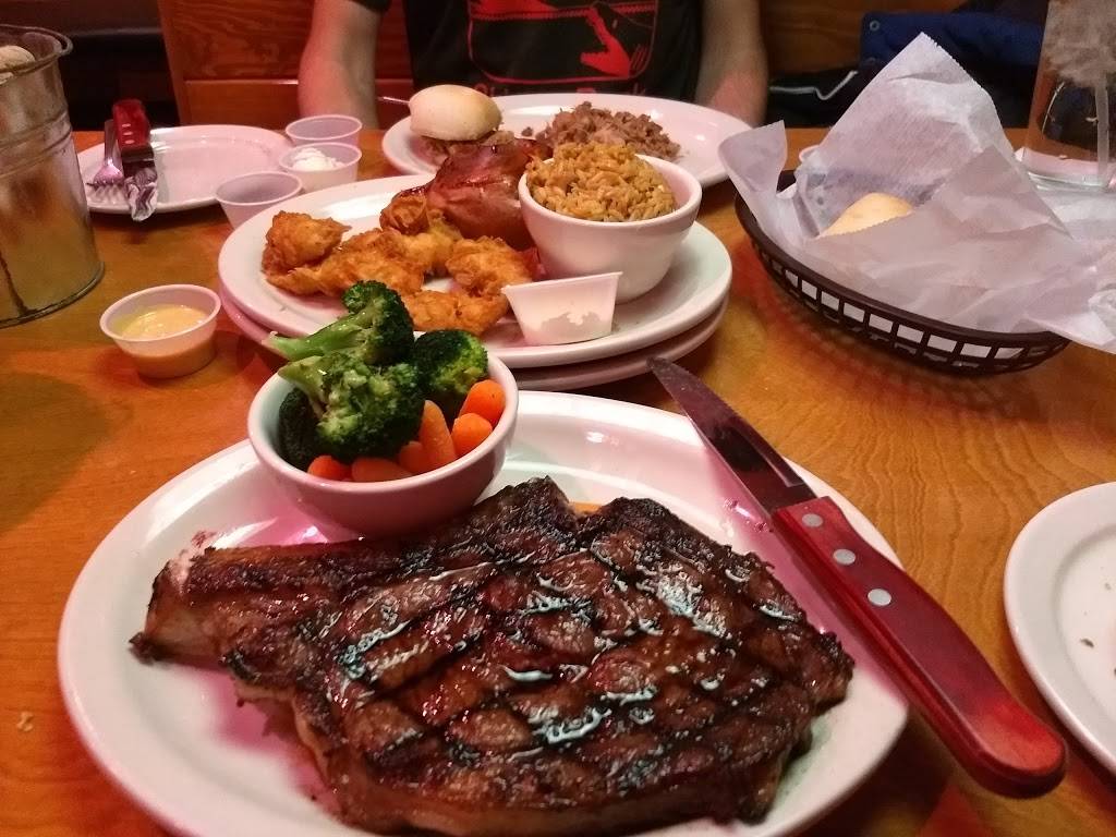 Texas Roadhouse | restaurant | 201 Grand Hill Pl, Holly Springs, NC 27540, USA | 9195771900 OR +1 919-577-1900