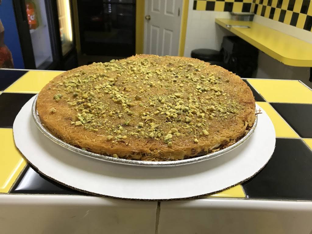 Golden Edge Pizza Dearborn Heights | restaurant | 22014 Ford Rd, Dearborn Heights, MI 48127, USA | 3133750888 OR +1 313-375-0888