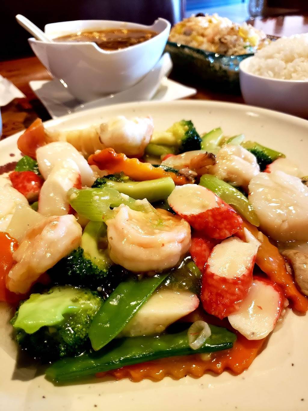 Rose Garden Asian Bistro | restaurant | 6090 Shingle Creek Pkwy, Brooklyn Center, MN 55430, USA | 7635607000 OR +1 763-560-7000