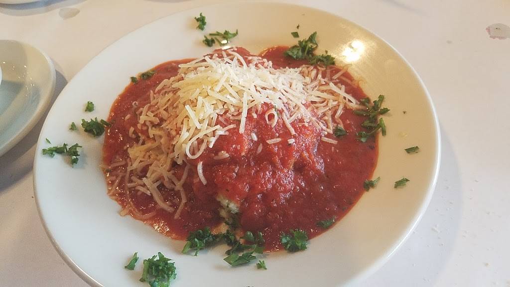 Auntie Pastos | restaurant | 10009 Broadway St, Pearland, TX 77584, USA | 2819653371 OR +1 281-965-3371