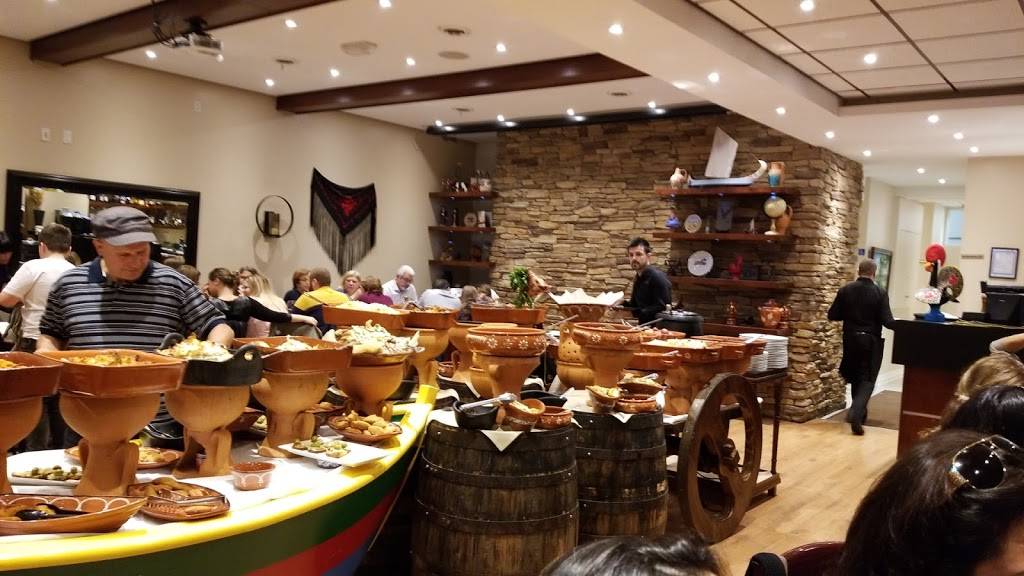 Ilhas De Bruma | restaurant | 1136 College St, Toronto, ON M6H 1B6, Canada | 4165382015 OR +1 416-538-2015