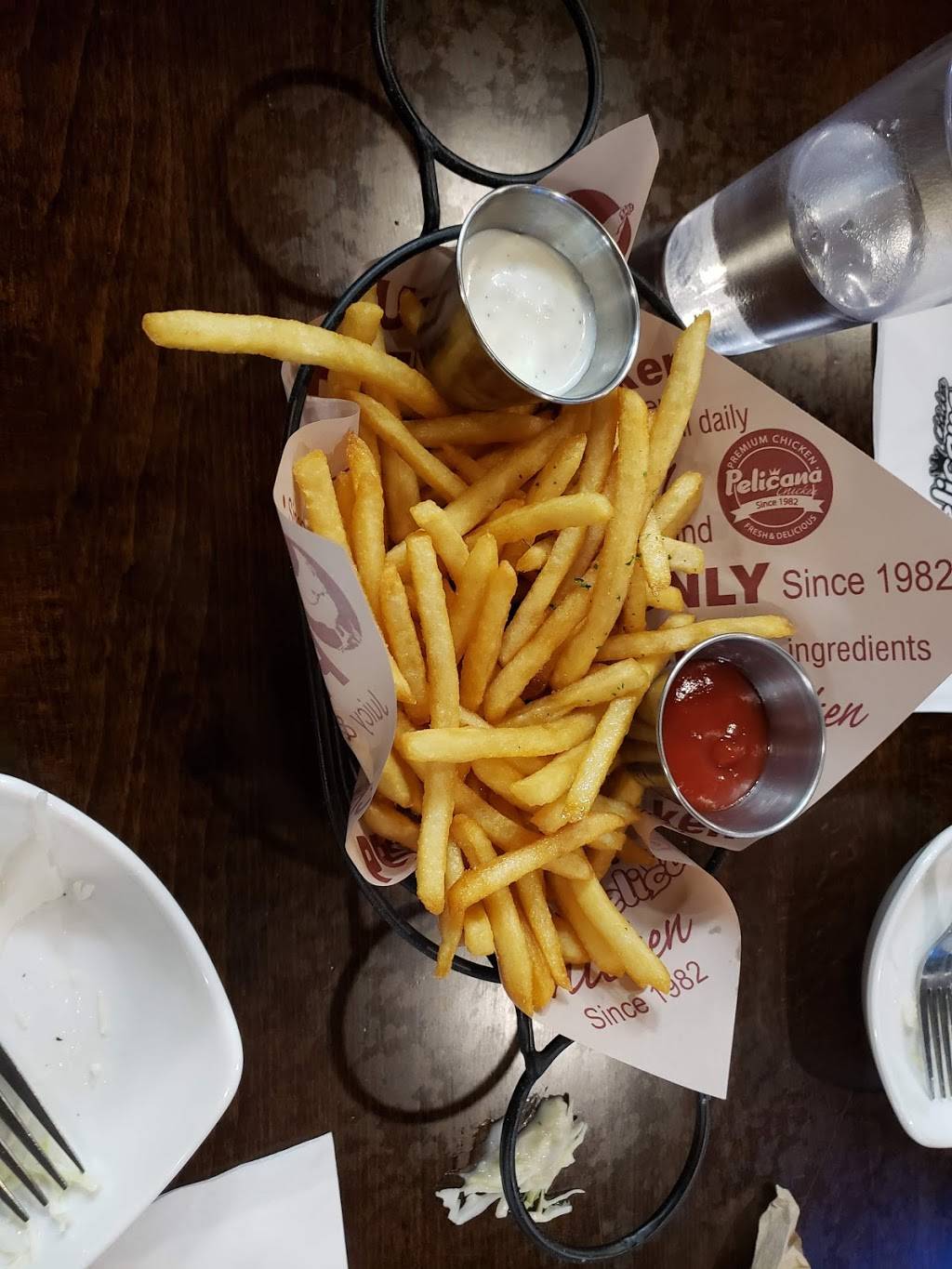 Pelicana Chicken | restaurant | 6930 Beach Blvd UNIT-L130, Buena Park, CA 90621, USA | 7149122790 OR +1 714-912-2790