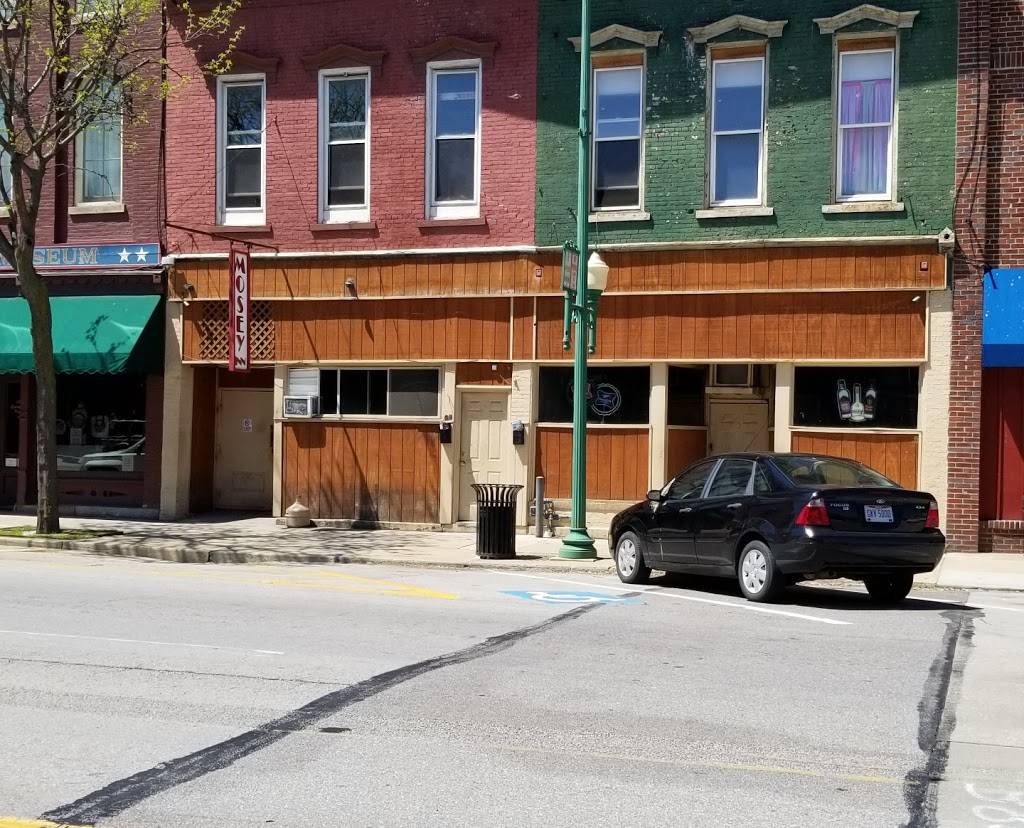 Mosey Inn | restaurant | 203 N Main St, Wellington, OH 44090, USA | 4406472079 OR +1 440-647-2079