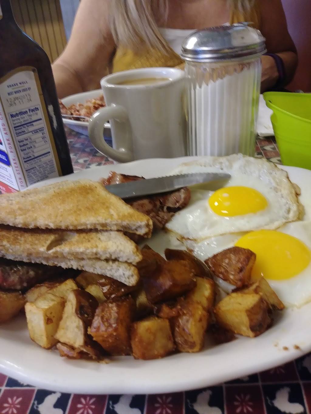 Hen House | restaurant | 95 West St, Gardner, MA 01440, USA | 9786326322 OR +1 978-632-6322