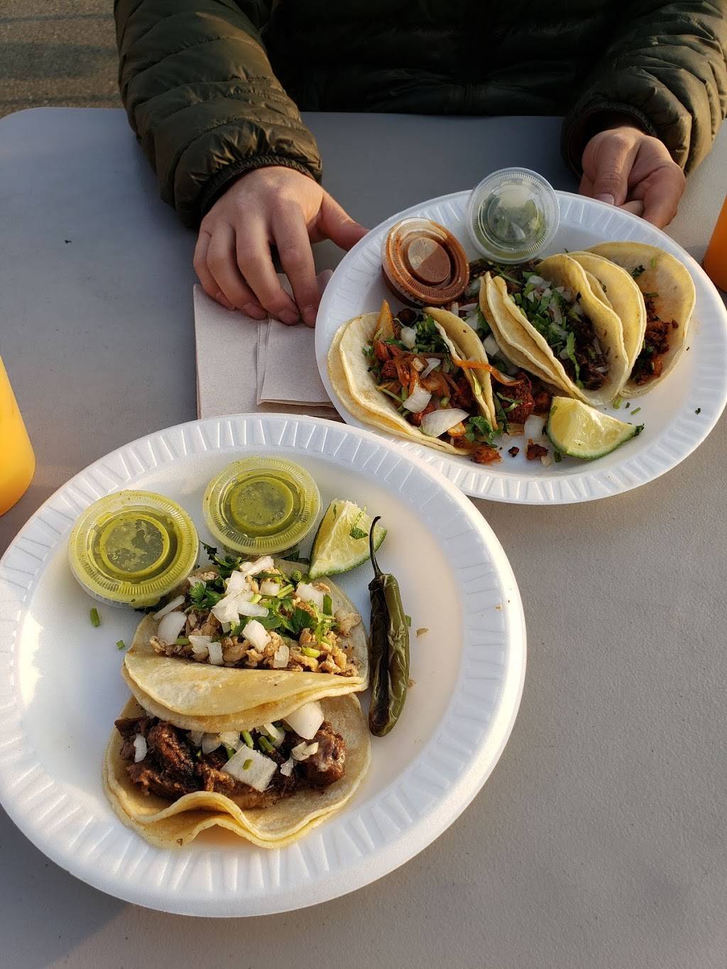 Tacos la palma | restaurant | 2724 Pulaski Hwy, Newark, DE 19702, USA | 3024428604 OR +1 302-442-8604