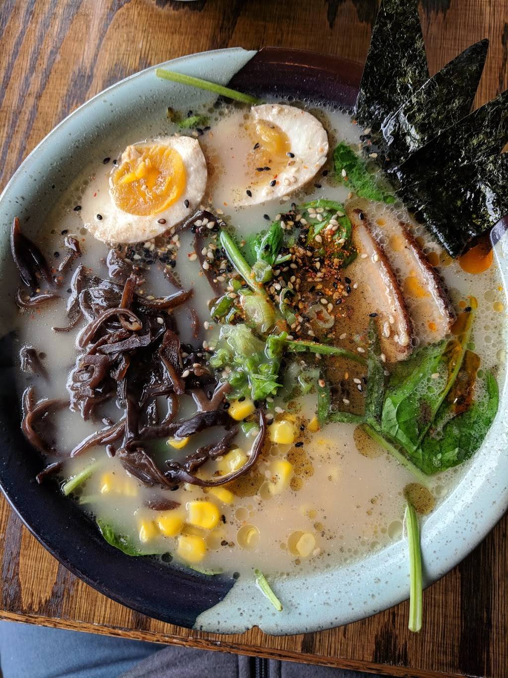 Blowfish Sushi & Ramen | restaurant | 1131 W Bryn Mawr Ave, Chicago, IL 60660, USA | 7736543369 OR +1 773-654-3369