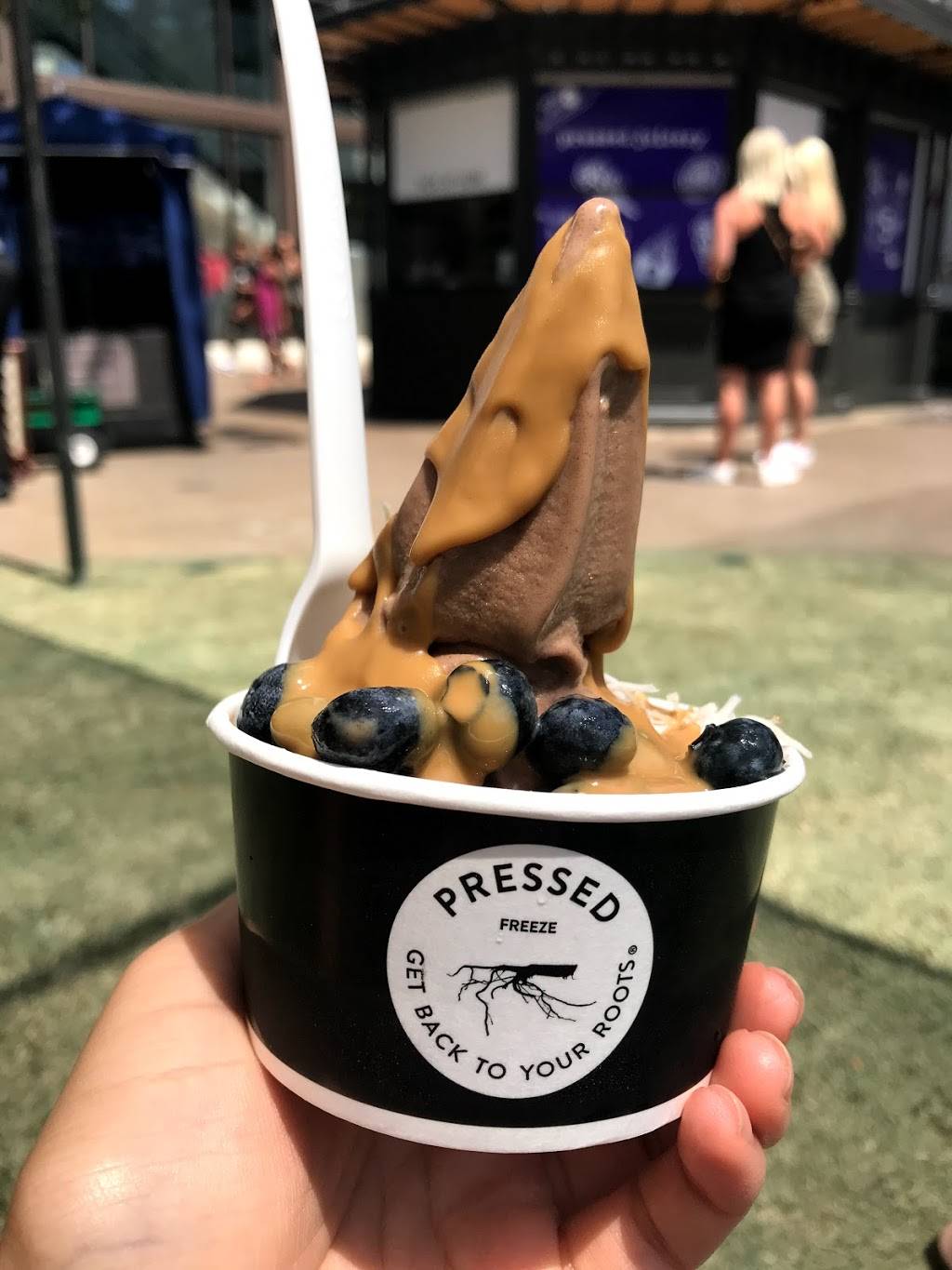 Pressed Juicery | restaurant | 189 The Grove Dr K4, Los Angeles, CA 90036, USA | 3235499811 OR +1 323-549-9811