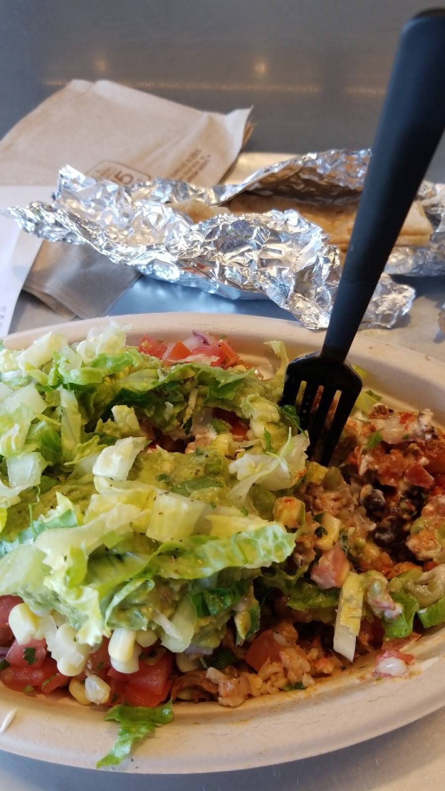 Chipotle Mexican Grill | restaurant | 6370 Camp Bowie Blvd Ste 140, Fort Worth, TX 76116, USA | 8178403904 OR +1 817-840-3904