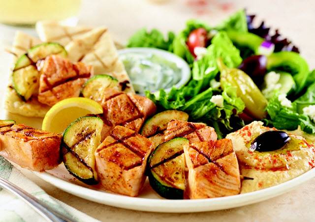 Zoës Kitchen | restaurant | 613 W Lancaster Ave, Wayne, PA 19087, USA | 6106882003 OR +1 610-688-2003