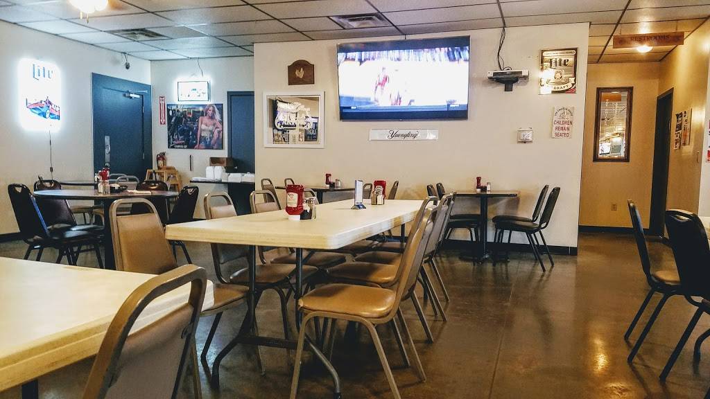 The Chicken House | restaurant | 7180 IN-111, Sellersburg, IN 47172, USA | 8122469485 OR +1 812-246-9485