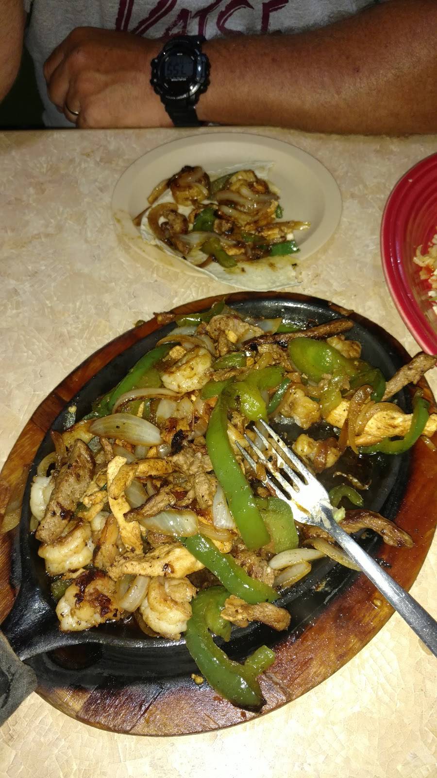 Sante Fe Grill | restaurant | 1024 Centerbrooke Ln # H, Suffolk, VA 23434, USA | 7579235331 OR +1 757-923-5331